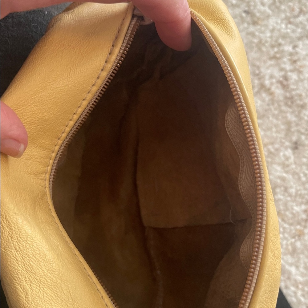 Yellow and Brown Leather Horse Design Bag - Picture 4 of 6